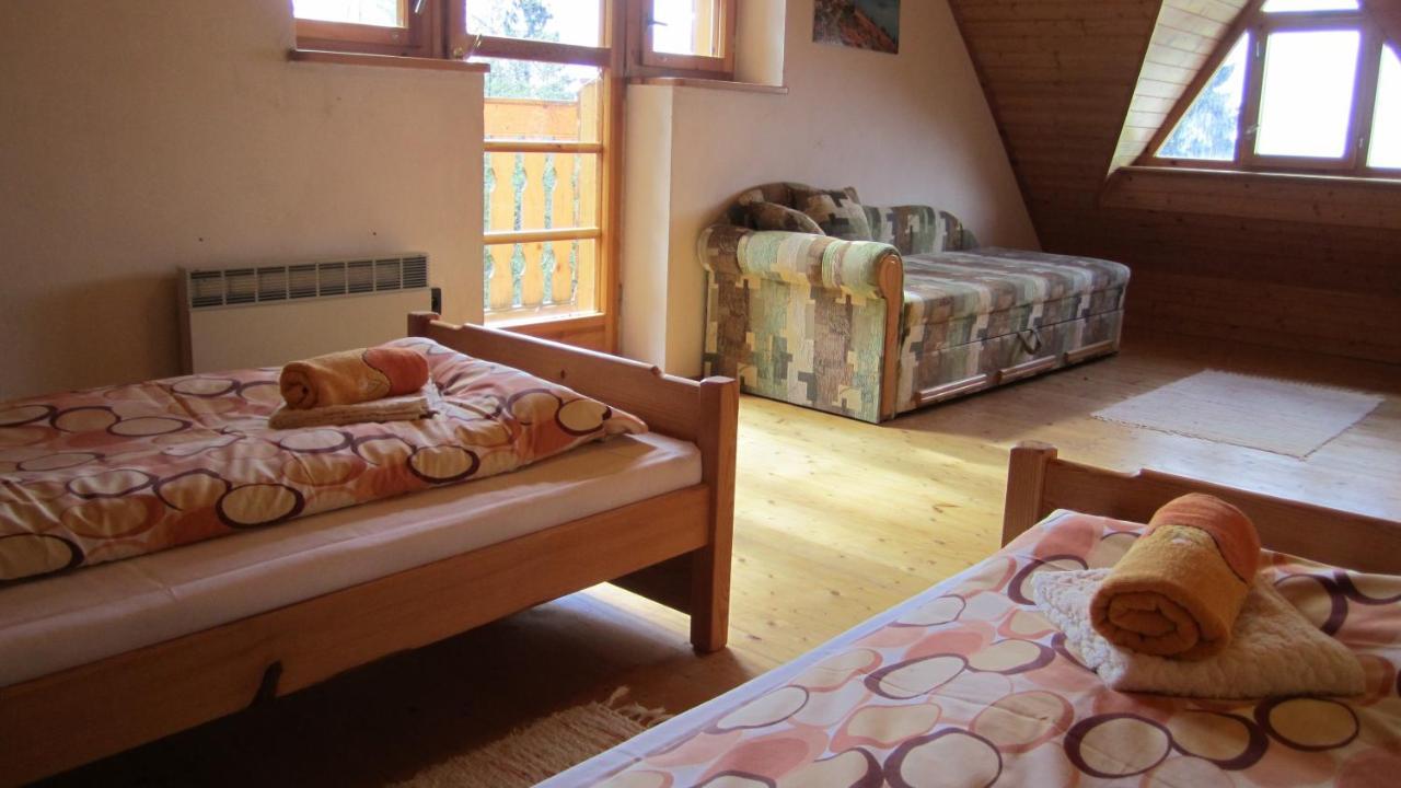 Žiar Bungalov Tina מראה חיצוני תמונה